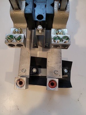 Ge Midwest Electric MW125/MW200 200 Amp 240V 2 Phase Meter Socket - Image 2