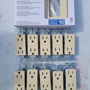 10 Outlets Ivory Decorator Outlet Receptacle 15A, 125V, 5-15R Non TR + 10 Covers