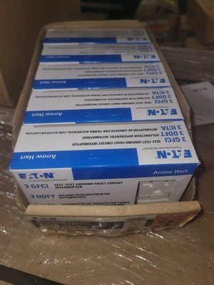 Eaton SGF20W White 5-20R 20A Self-Testing Gfci Outlet GFI Receptacles 125V 15pcs - Image 3