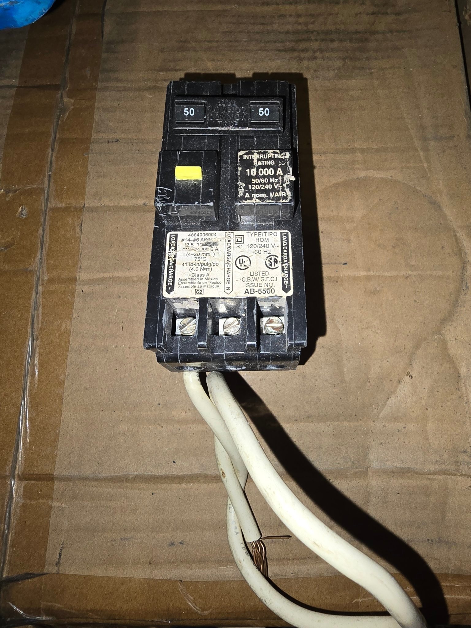 Square D Homeline HOM250GFI 2 Pole 50 Amp