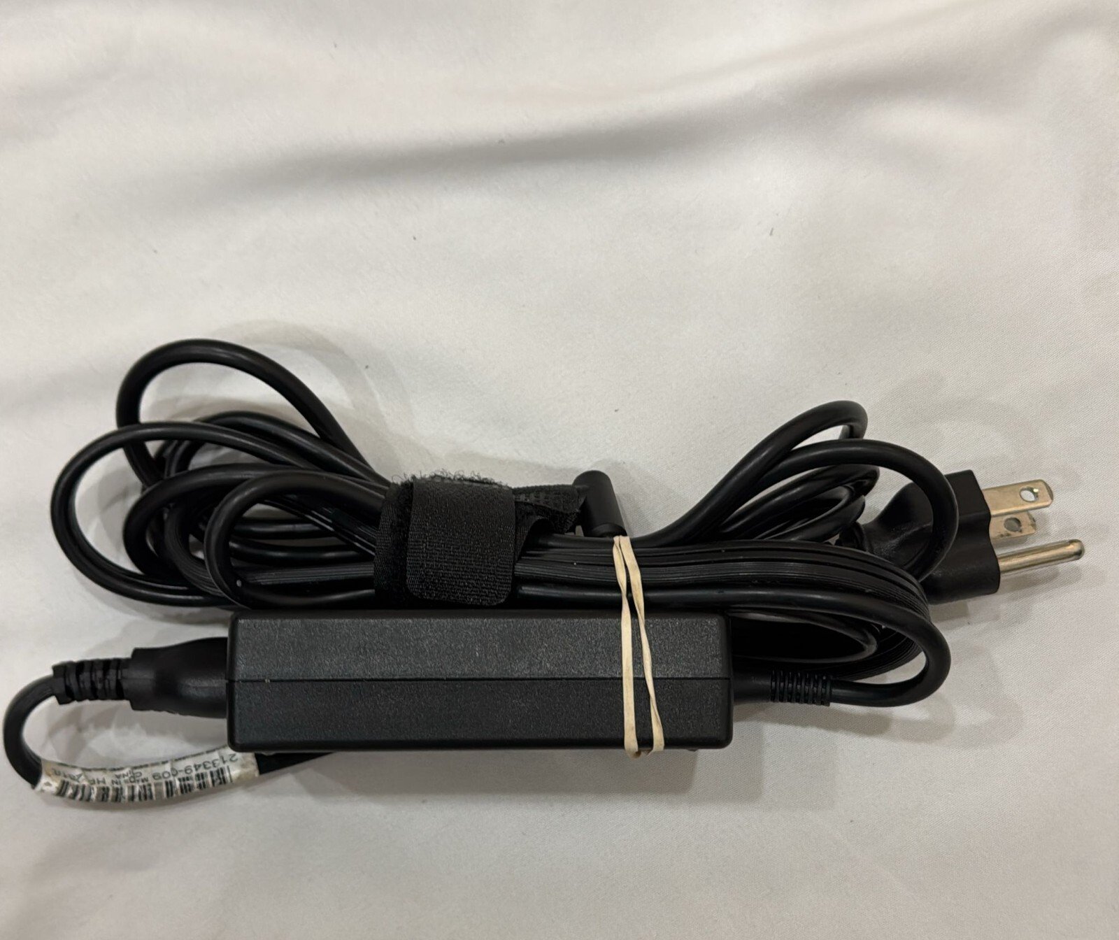 Genuine HP Laptop Charger AC Power Adapter L42206-002 L43407-001 USB-C 45W